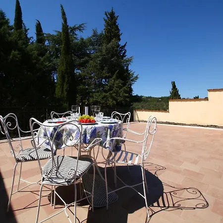 In Gualdo Near Trasimeno * Gualdo Cattaneo